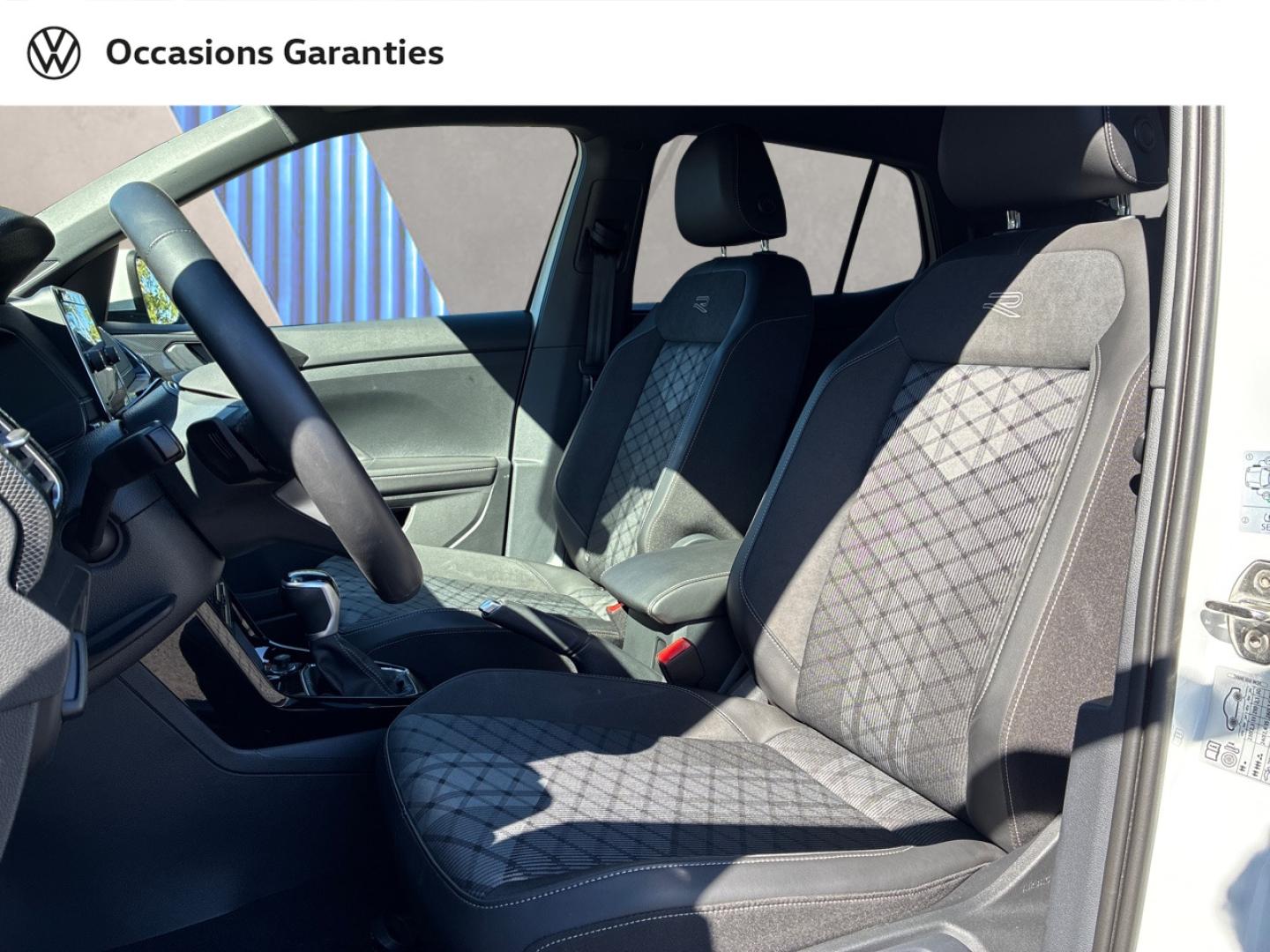 Voitures occasions VOLKSWAGEN T-CROSS R-Line Clermont-Ferrand