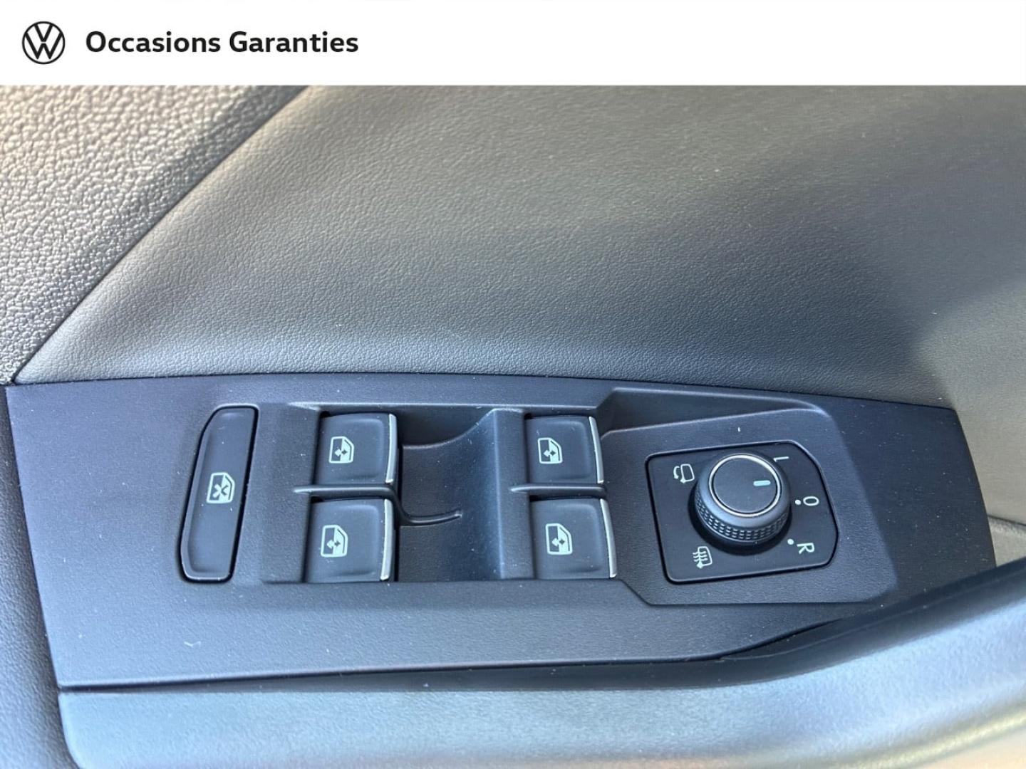Voitures occasions VOLKSWAGEN T-CROSS R-Line Clermont-Ferrand