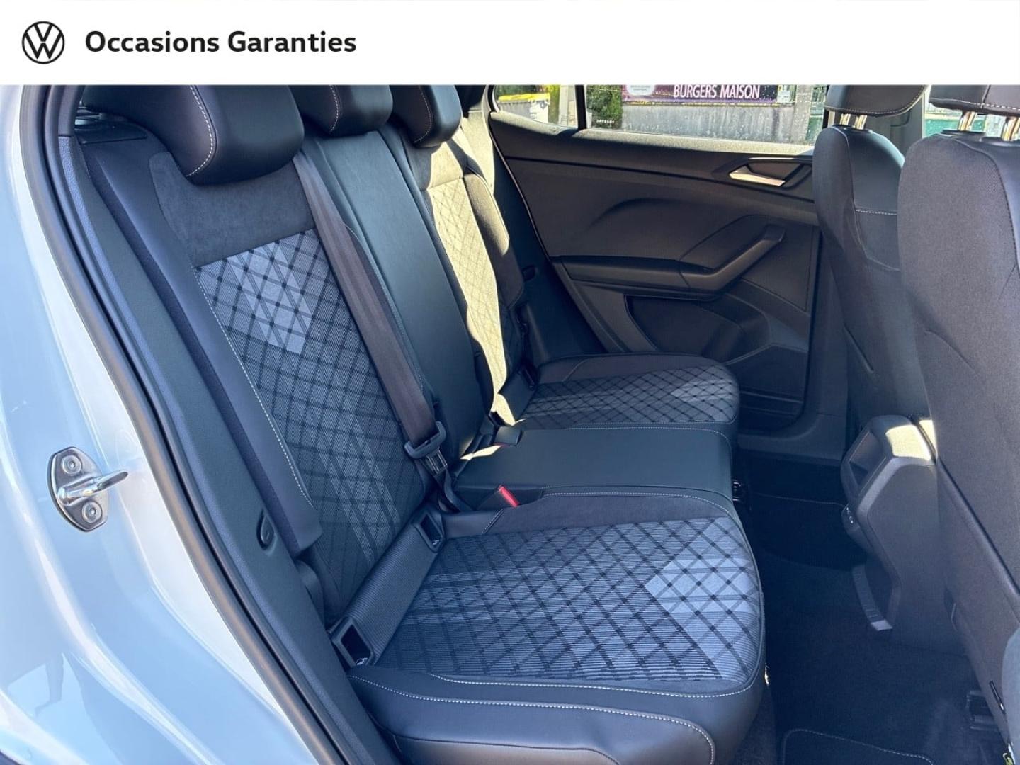 Voitures occasions VOLKSWAGEN T-CROSS R-Line Clermont-Ferrand