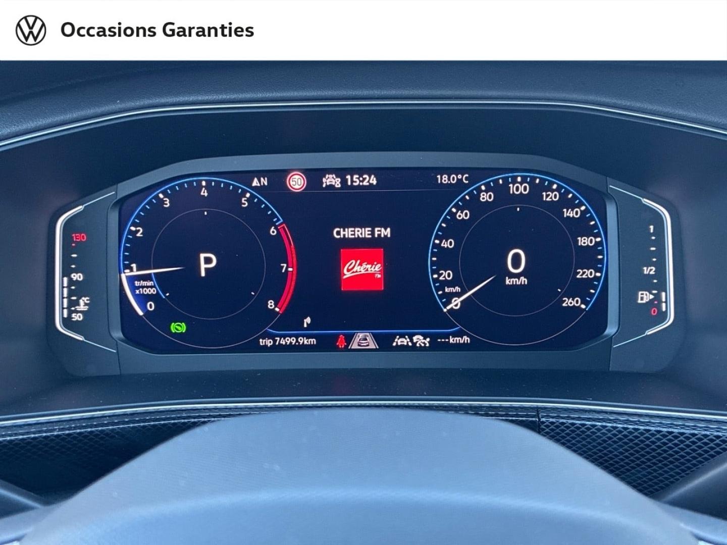 Voitures occasions VOLKSWAGEN T-CROSS R-Line Clermont-Ferrand