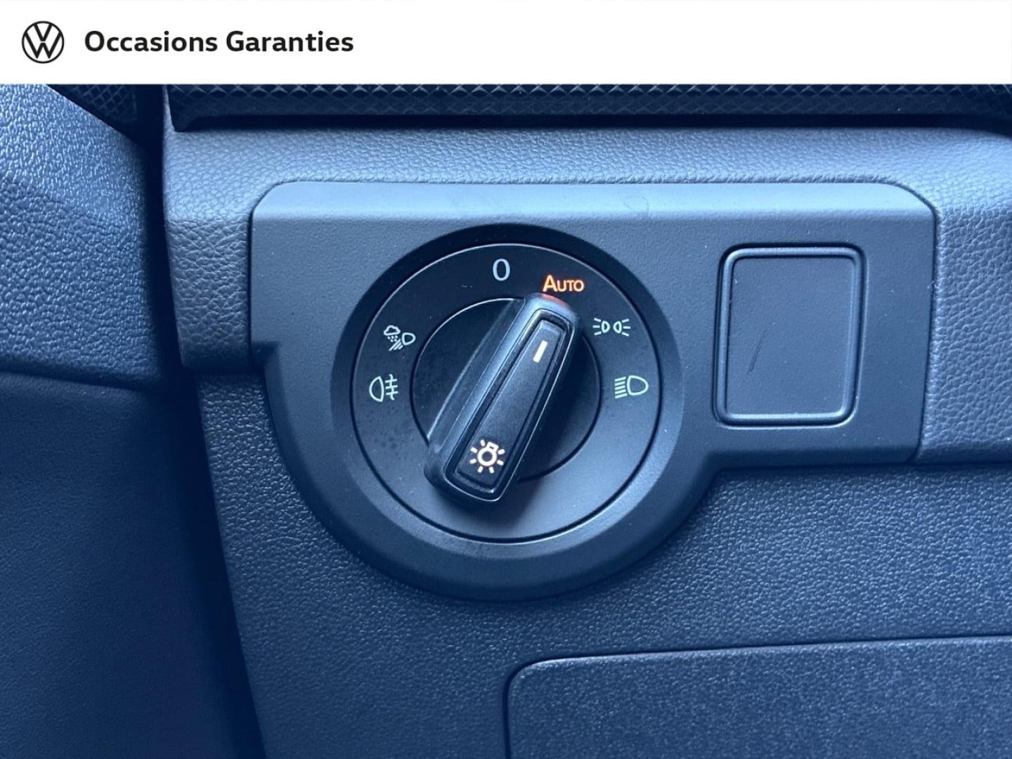 Voitures occasions VOLKSWAGEN T-CROSS R-Line Clermont-Ferrand
