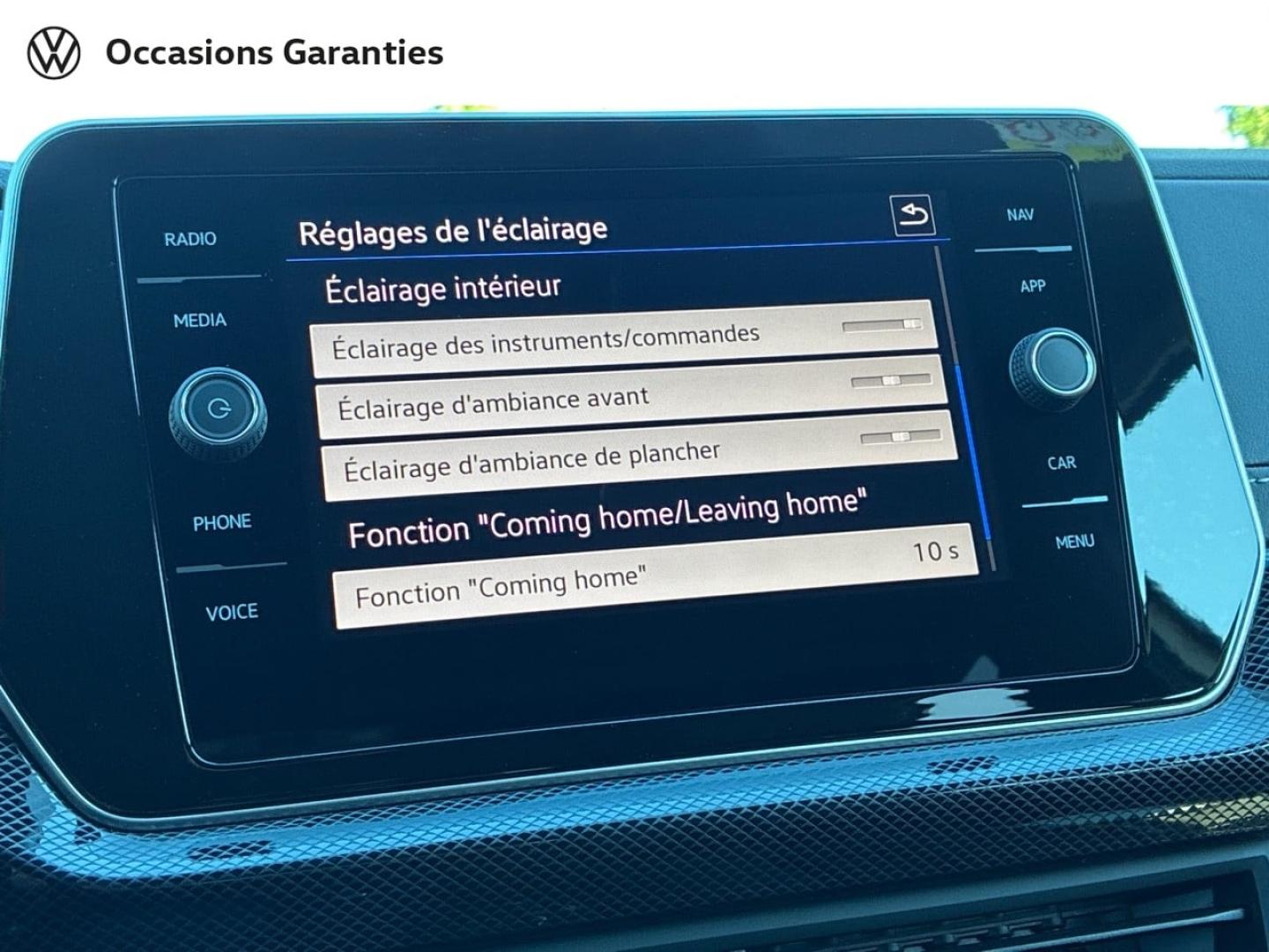 Voitures occasions VOLKSWAGEN T-CROSS R-Line Clermont-Ferrand
