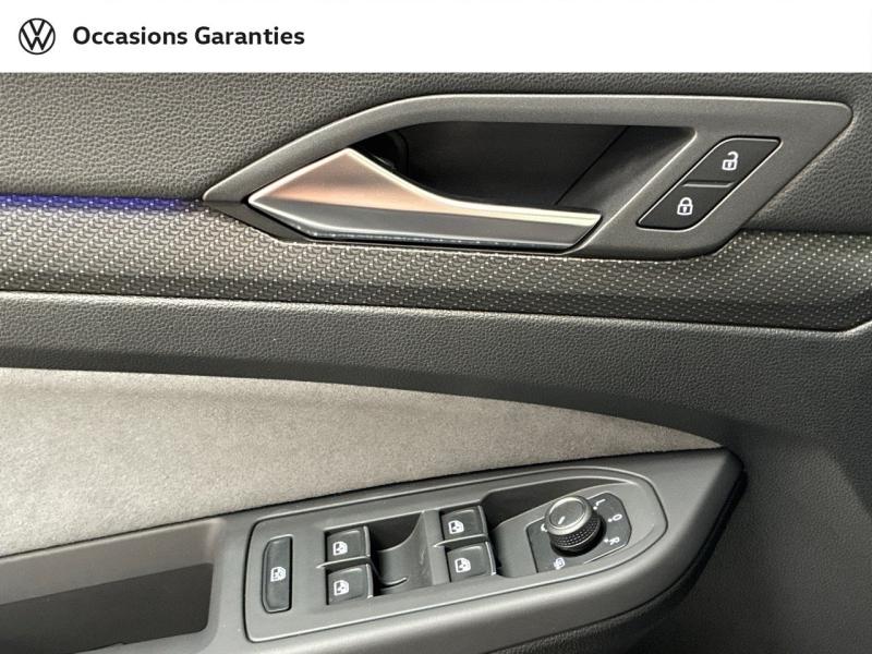 Voitures occasions VOLKSWAGEN GOLF R-Line Clermont-Ferrand