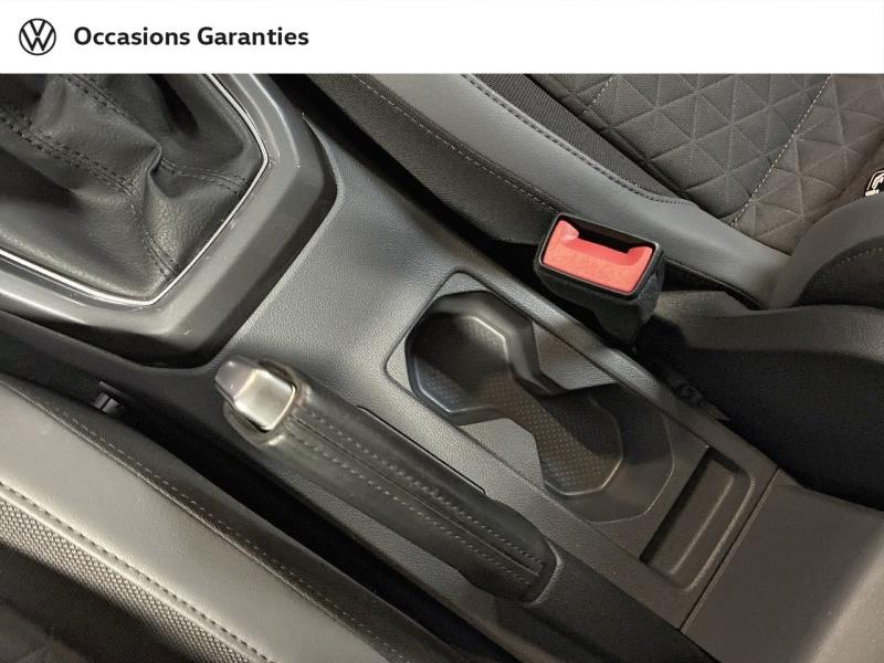 Voitures occasions VOLKSWAGEN T-CROSS R-Line Clermont-Ferrand