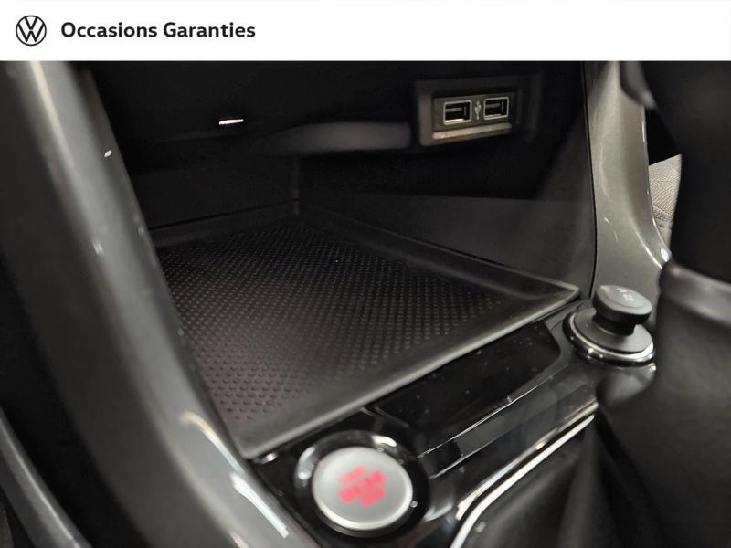 Voitures occasions VOLKSWAGEN T-CROSS R-Line Clermont-Ferrand
