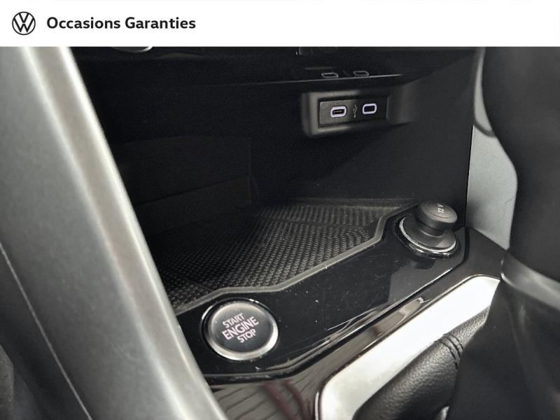 Voitures occasions VOLKSWAGEN T-ROC Life Business Clermont-Ferrand