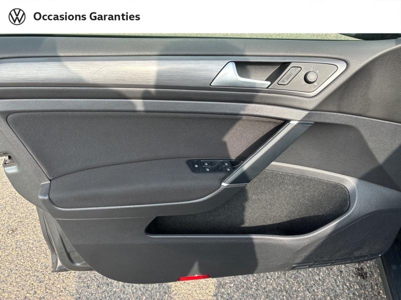Voitures occasions VOLKSWAGEN GOLF Confortline Clermont-Ferrand
