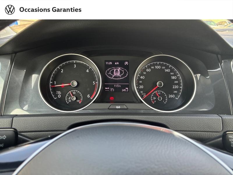 Voitures occasions VOLKSWAGEN GOLF Confortline Clermont-Ferrand