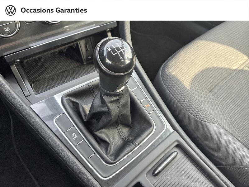 Voitures occasions VOLKSWAGEN GOLF Confortline Clermont-Ferrand