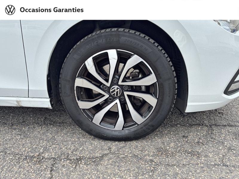 Voitures occasions VOLKSWAGEN GOLF Active Clermont-Ferrand