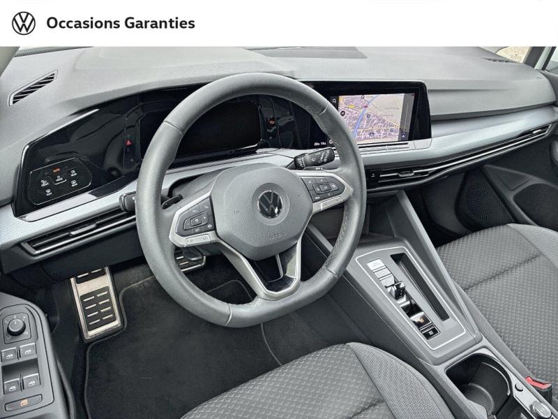 Voitures occasions VOLKSWAGEN GOLF Active Clermont-Ferrand