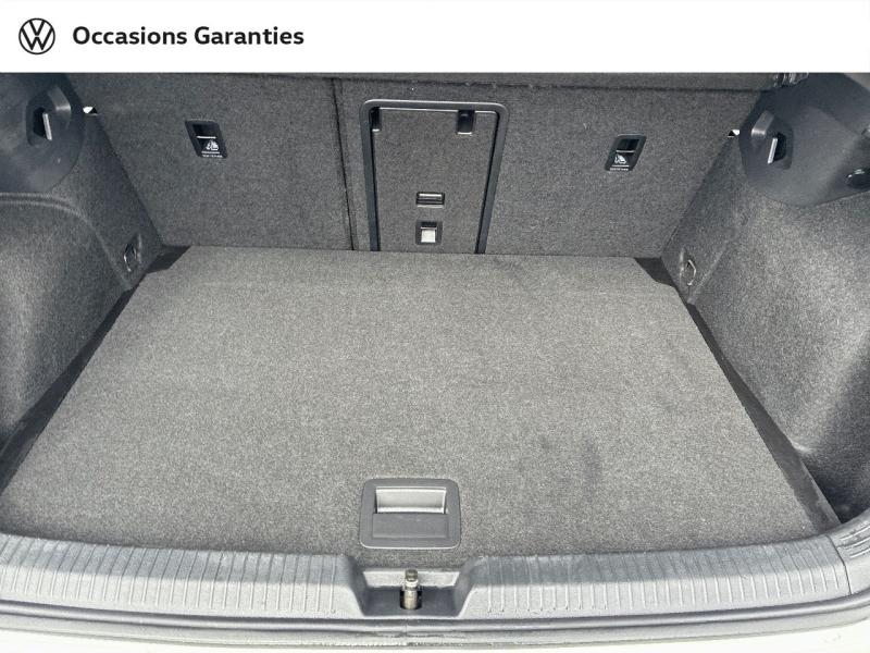 Voitures occasions VOLKSWAGEN GOLF Active Clermont-Ferrand