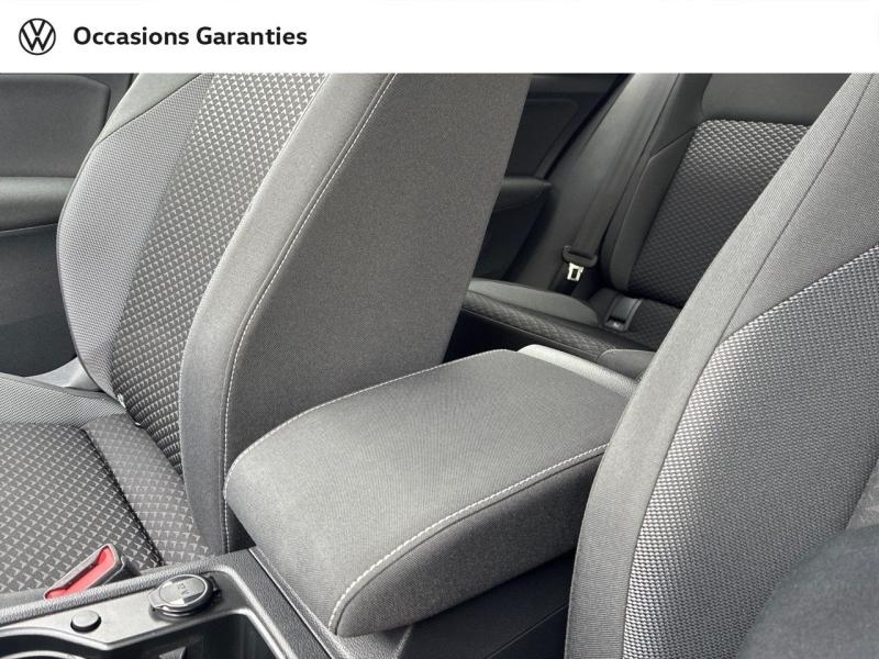 Voitures occasions VOLKSWAGEN GOLF Active Clermont-Ferrand