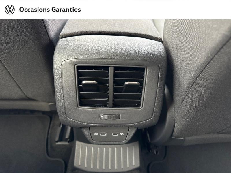 Voitures occasions VOLKSWAGEN T-ROC VW Edition Clermont-Ferrand