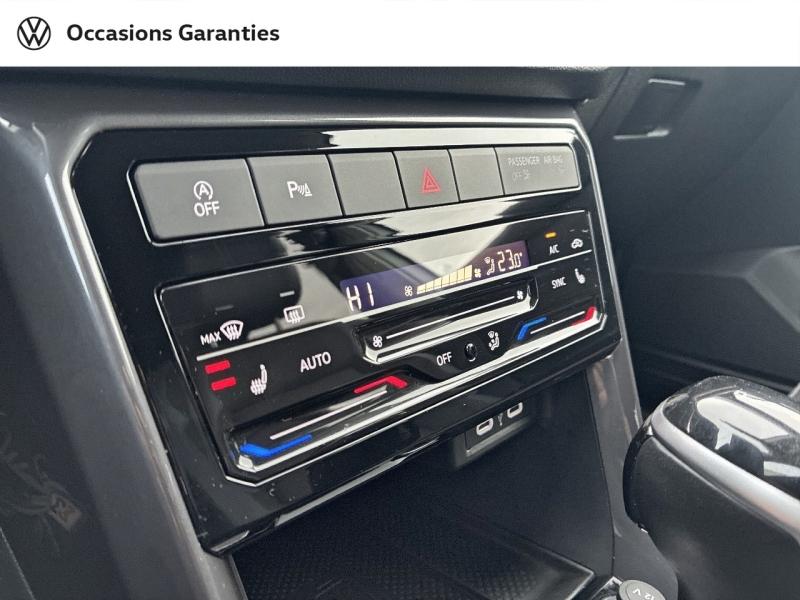 Voitures occasions VOLKSWAGEN T-CROSS R-Line Clermont-Ferrand