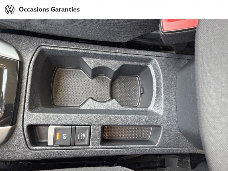 Voitures occasions VOLKSWAGEN T-ROC Life Plus Clermont-Ferrand