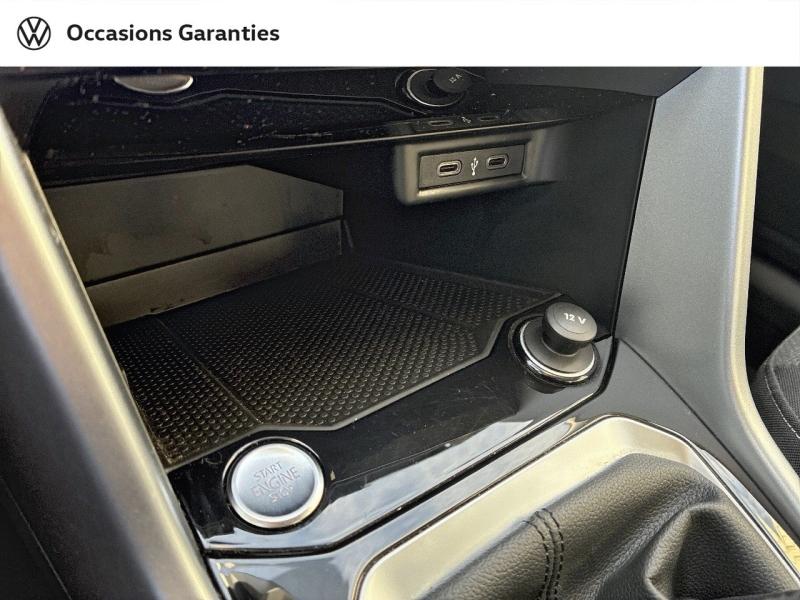 Voitures occasions VOLKSWAGEN T-ROC Life Plus Clermont-Ferrand