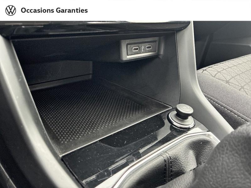 Voitures occasions VOLKSWAGEN T-CROSS Life Tech Clermont-Ferrand