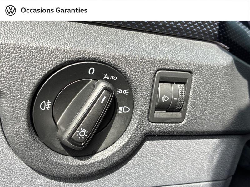 Voitures occasions VOLKSWAGEN T-CROSS Lounge Clermont-Ferrand