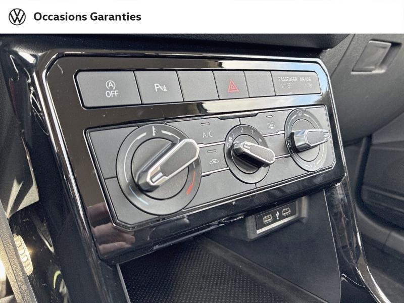 Voitures occasions VOLKSWAGEN T-CROSS Lounge Clermont-Ferrand