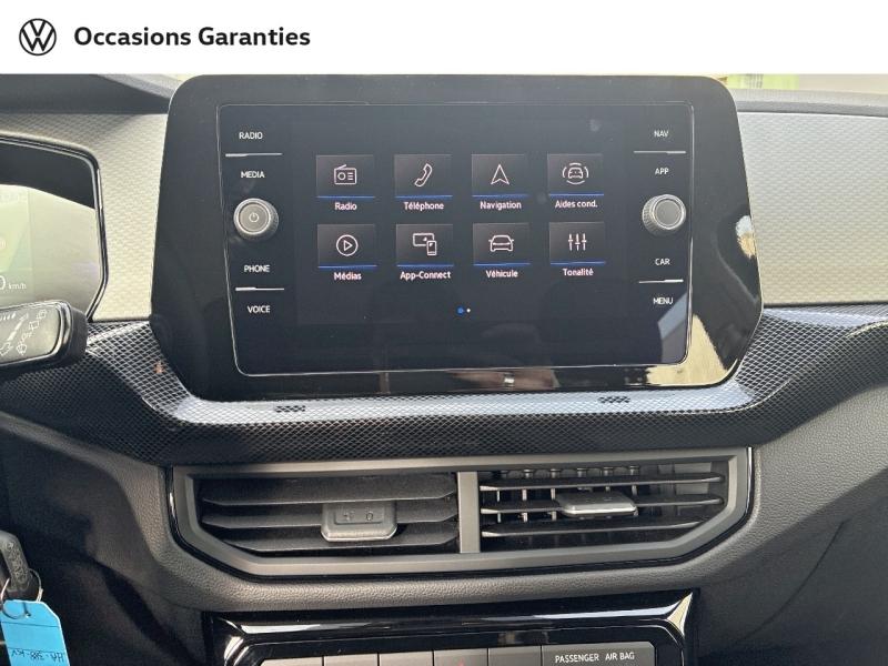 Voitures occasions VOLKSWAGEN T-CROSS Life Clermont-Ferrand