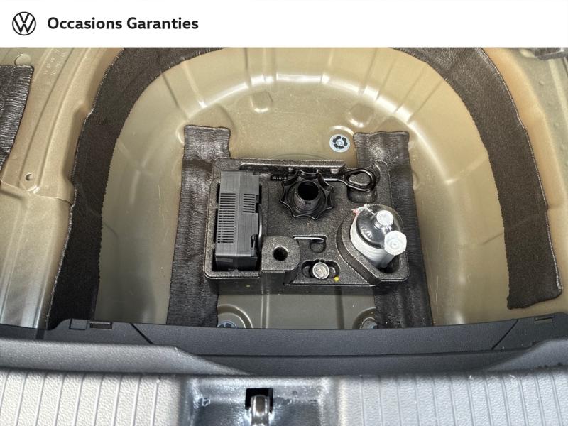 Voitures occasions VOLKSWAGEN T-CROSS Life Clermont-Ferrand