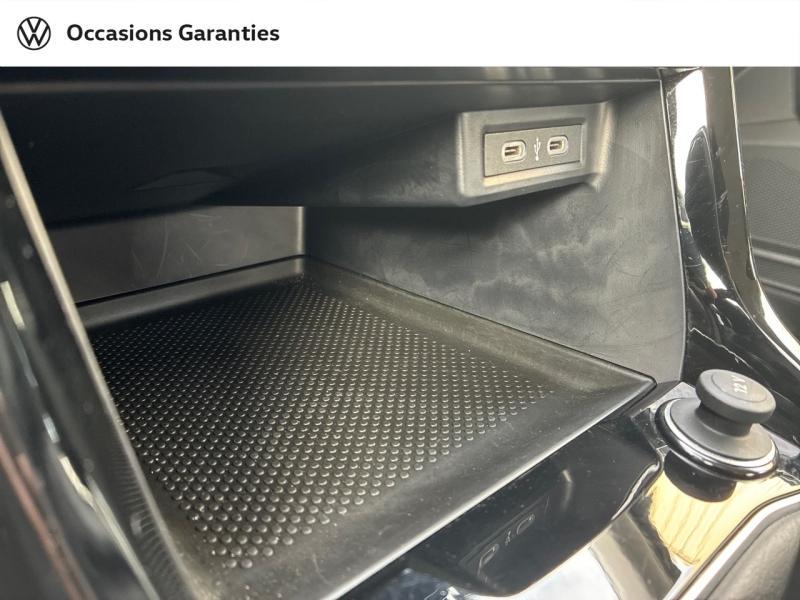 Voitures occasions VOLKSWAGEN T-CROSS Life Clermont-Ferrand