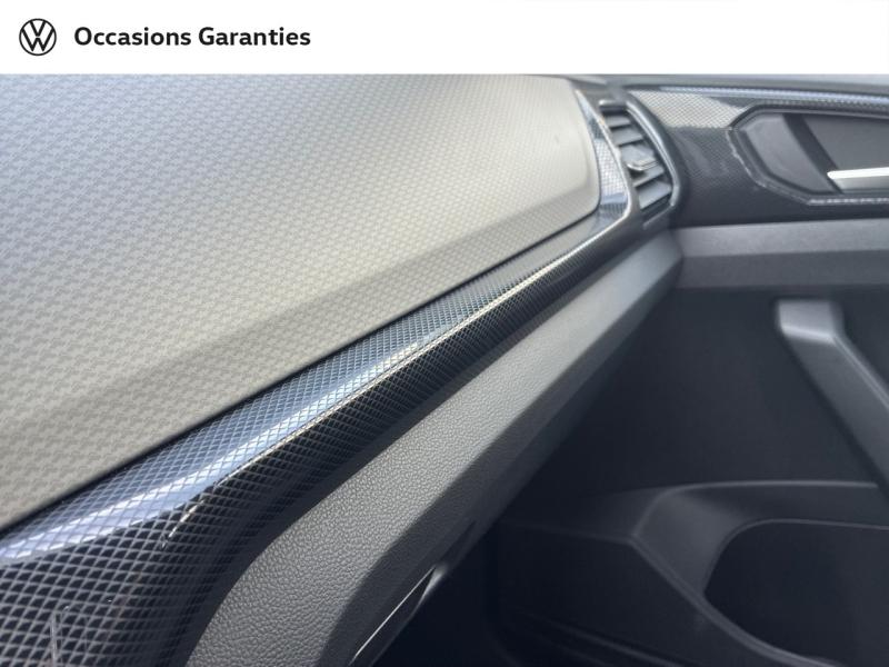 Voitures occasions VOLKSWAGEN T-CROSS Life Clermont-Ferrand