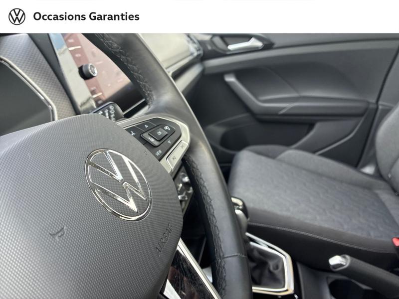 Voitures occasions VOLKSWAGEN T-CROSS Life Clermont-Ferrand