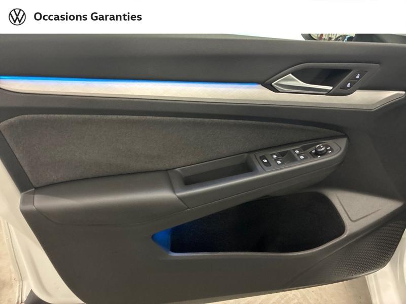 Voitures occasions VOLKSWAGEN GOLF Life Plus Clermont-Ferrand