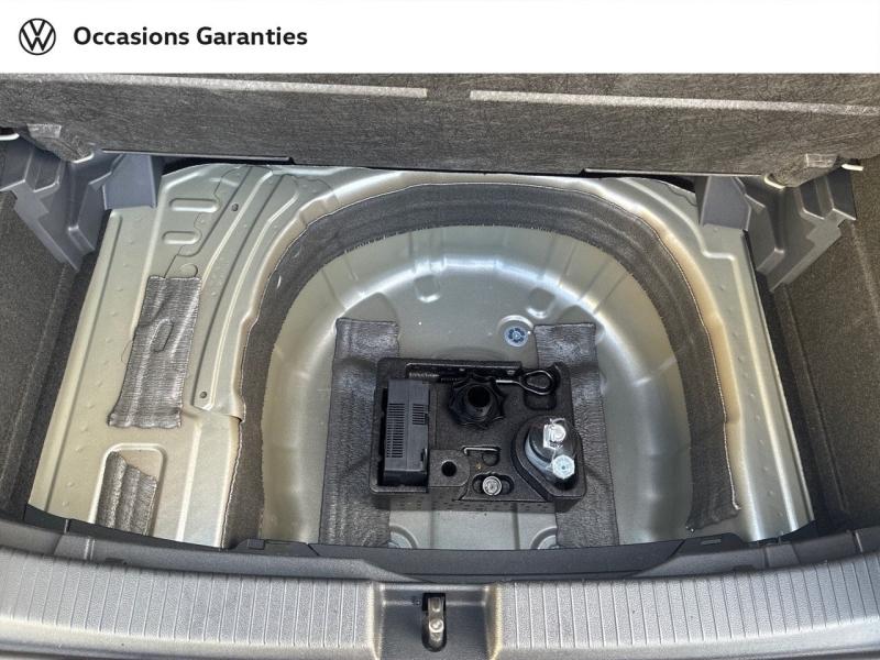 Voitures occasions VOLKSWAGEN T-CROSS Life Clermont-Ferrand