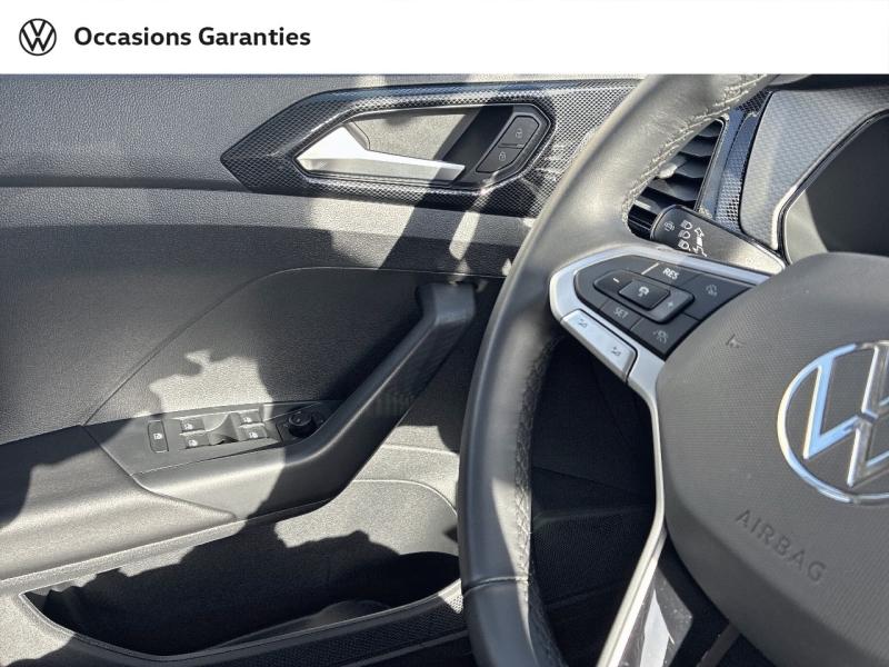 Voitures occasions VOLKSWAGEN T-CROSS Life Clermont-Ferrand