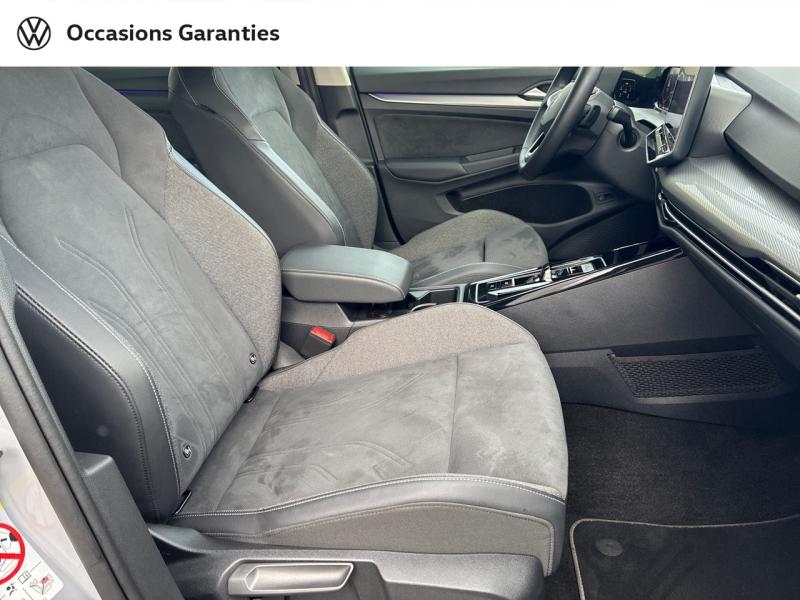 Voitures occasions VOLKSWAGEN GOLF Style Clermont-Ferrand