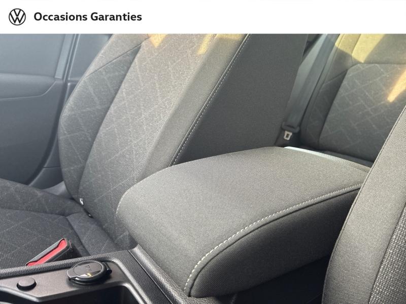 Voitures occasions VOLKSWAGEN GOLF Life Clermont-Ferrand