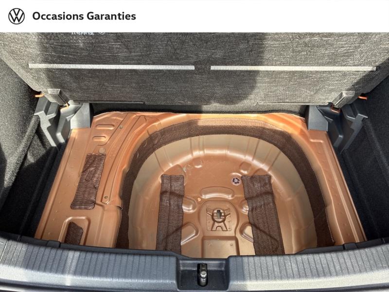 Voitures occasions VOLKSWAGEN T-CROSS R-Line Clermont-Ferrand