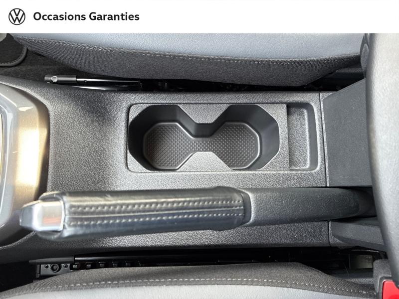 Voitures occasions VOLKSWAGEN T-CROSS R-Line Clermont-Ferrand
