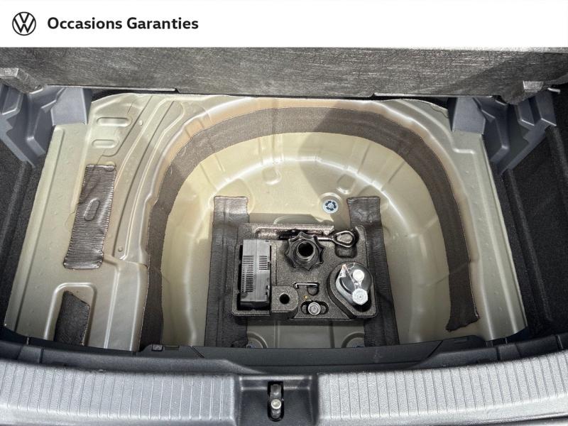 Voitures occasions VOLKSWAGEN T-CROSS R-Line Clermont-Ferrand