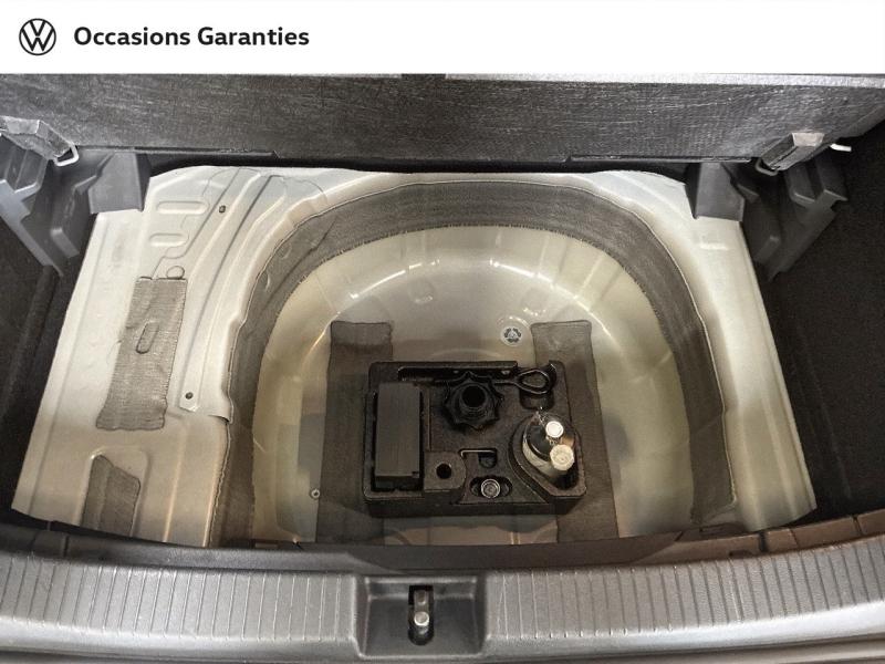 Voitures occasions VOLKSWAGEN T-CROSS R-Line Clermont-Ferrand