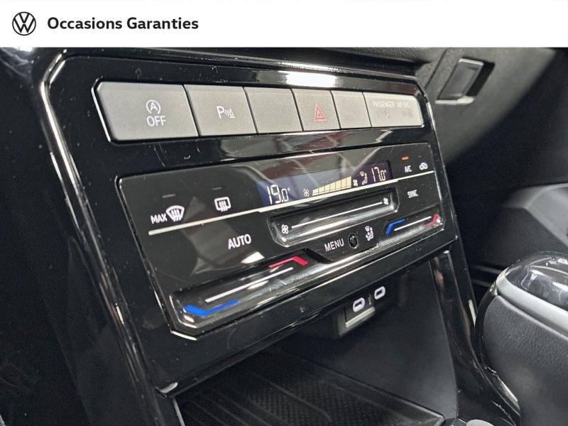 Voitures occasions VOLKSWAGEN T-CROSS R-Line Clermont-Ferrand