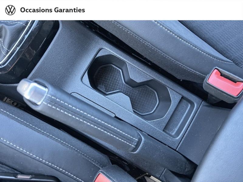 Voitures occasions VOLKSWAGEN T-CROSS R-Line Clermont-Ferrand