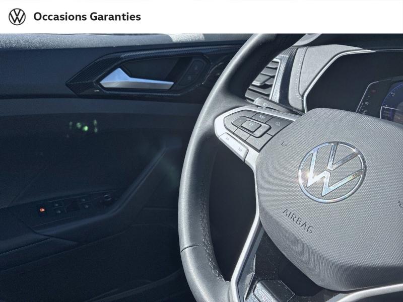 Voitures occasions VOLKSWAGEN T-CROSS R-Line Clermont-Ferrand