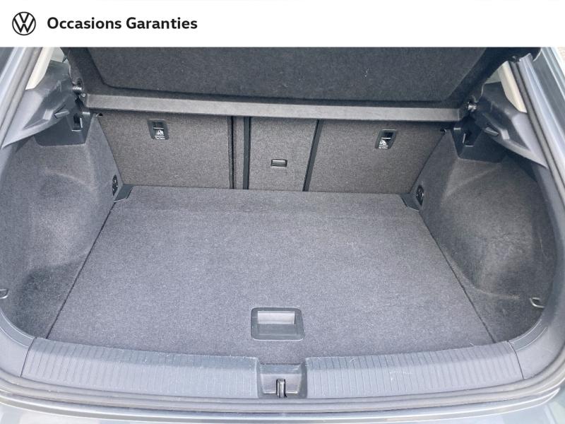 Voitures occasions VOLKSWAGEN T-ROC Lounge Business Clermont-Ferrand
