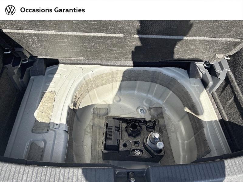 Voitures occasions VOLKSWAGEN T-CROSS R-Line Clermont-Ferrand