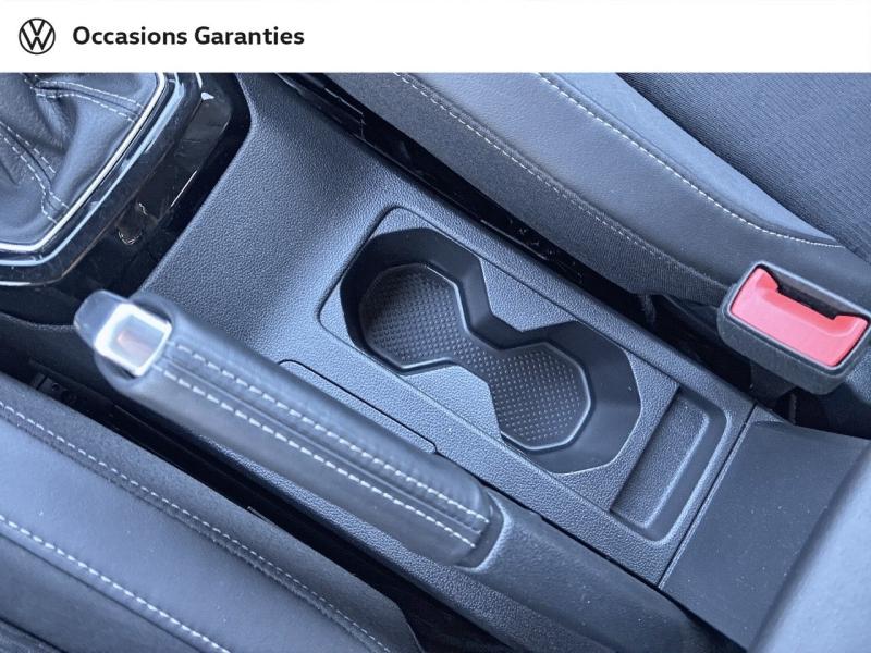 Voitures occasions VOLKSWAGEN T-CROSS R-Line Clermont-Ferrand