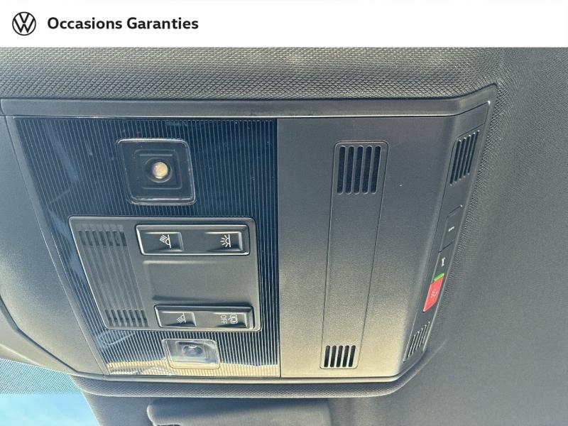 Voitures occasions VOLKSWAGEN T-CROSS R-Line Clermont-Ferrand