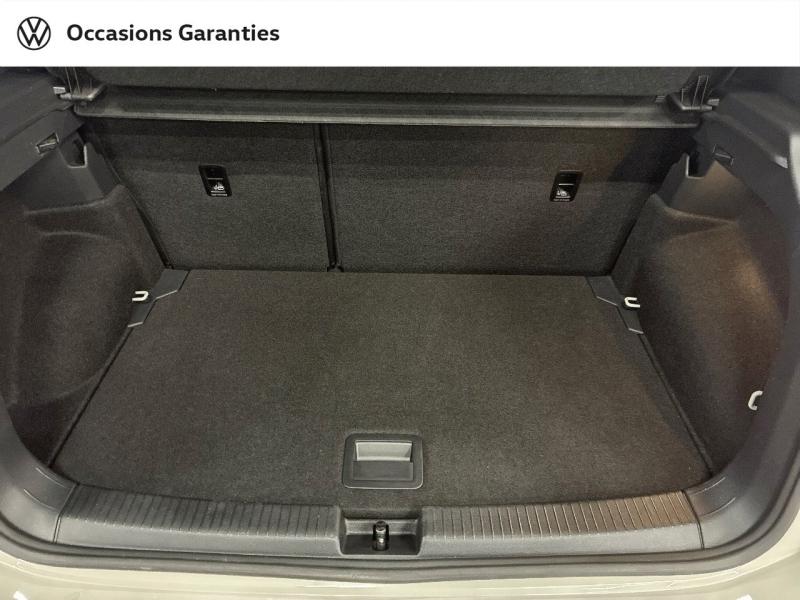 Voitures occasions VOLKSWAGEN T-CROSS R-Line Clermont-Ferrand