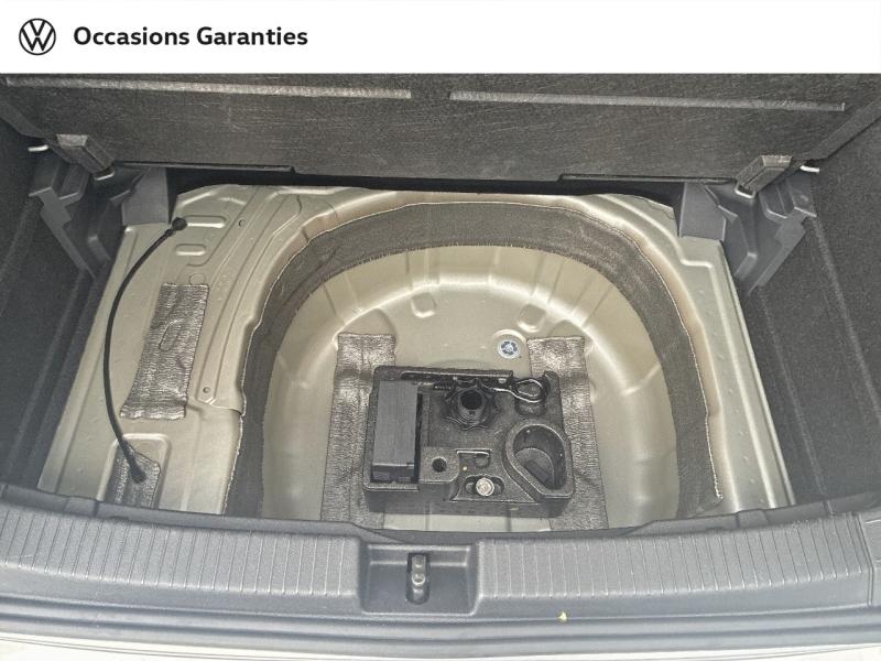 Voitures occasions VOLKSWAGEN T-CROSS R-Line Clermont-Ferrand