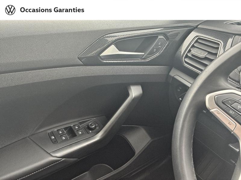 Voitures occasions VOLKSWAGEN T-CROSS R-Line Clermont-Ferrand