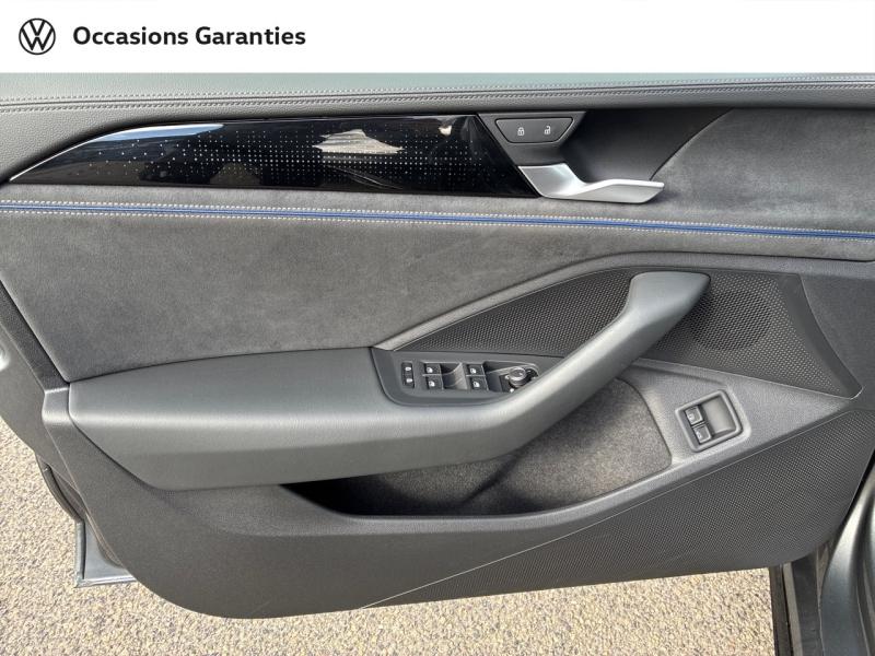 Voitures occasions VOLKSWAGEN Passat SW R-Line Clermont-Ferrand