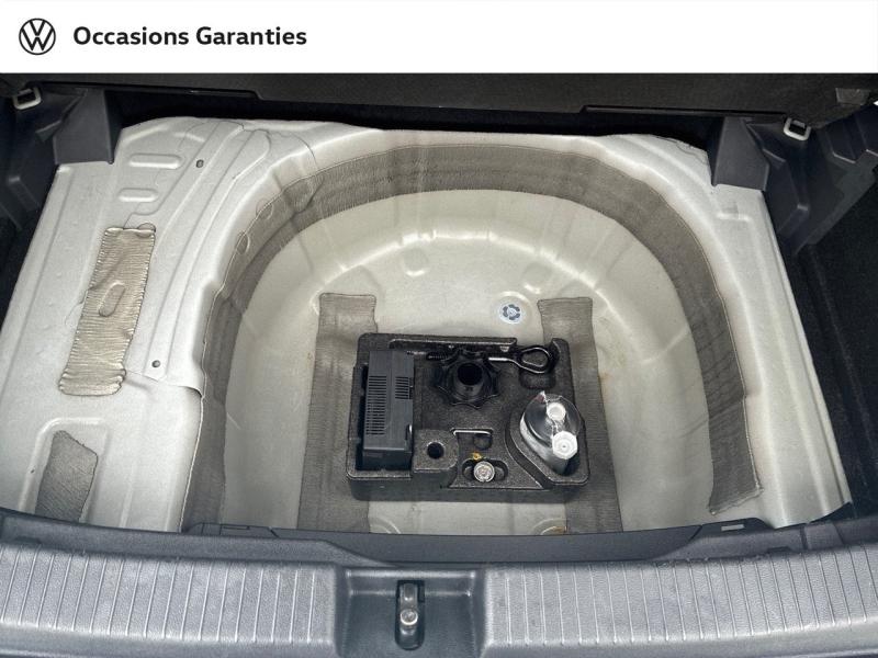 Voitures occasions VOLKSWAGEN T-CROSS R-Line Clermont-Ferrand